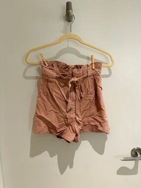 Club Monaco High-Waist Paperbag Shorts in Dusty Rose